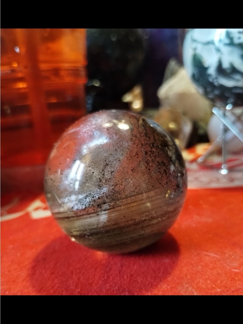 Green Garden Quartz Sphere HQ with chlorophyll - Picture 6 of 9